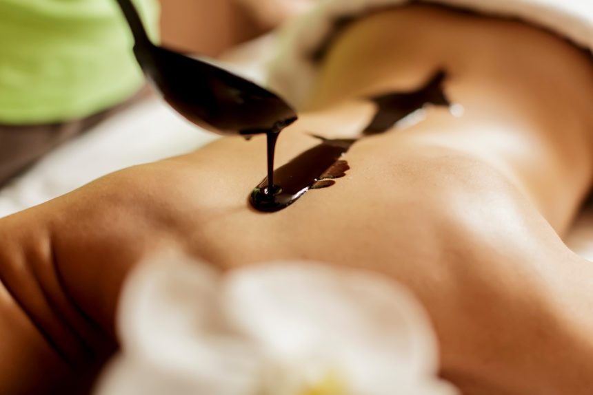 Aperitif and chocolate massage